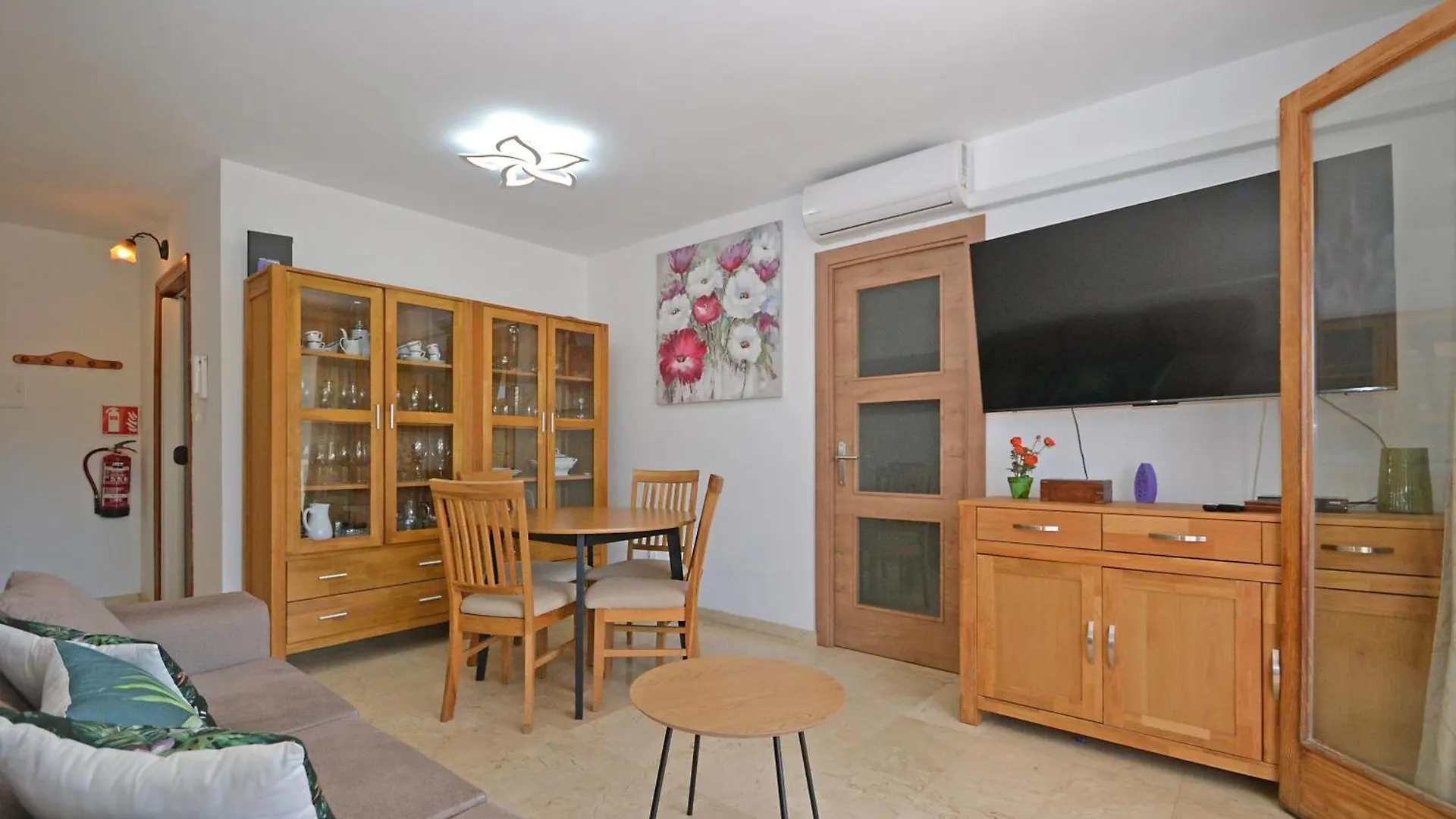 Oliva Apartament 알쿠디아